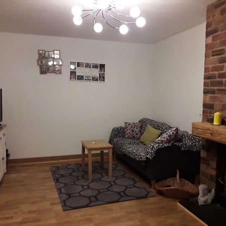 Vintage double bedroom Victoria 1 Dunfermline Extérieur photo